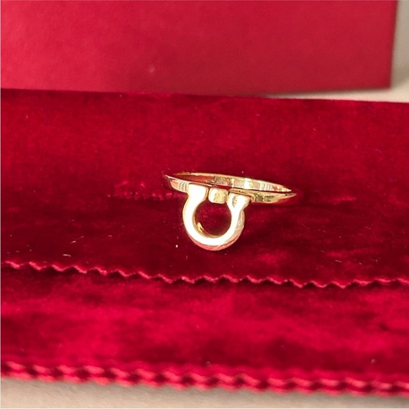 Ferragamo Crystal Gancini Ring - Picture 4 of 8